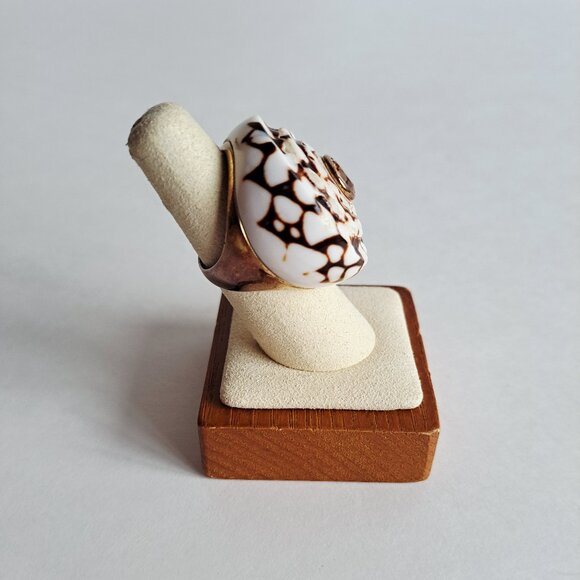 New Angelique de Paris Seashell Gold Plated Ring with yellow Stone Size 7 - Picture 8 of 13